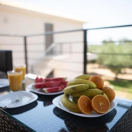 Three Charites Gialova