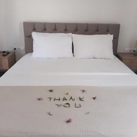 Three Charites Appartement *