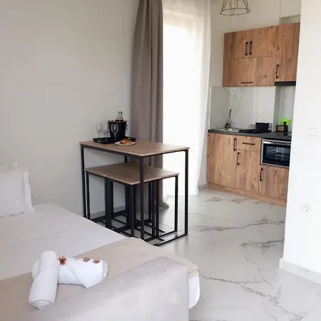 Three Charites * Gialova