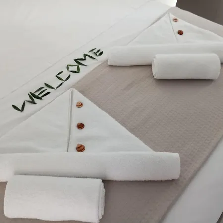 Three Charites Apartament Gialova