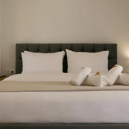 Three Charites Gialova