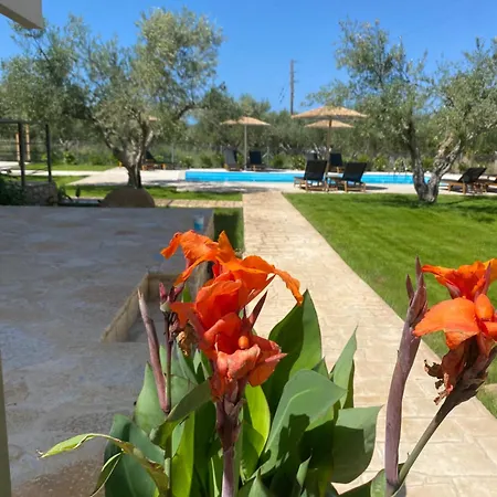 Three Charites Gialova