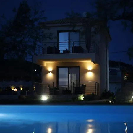 Three Charites Apartament