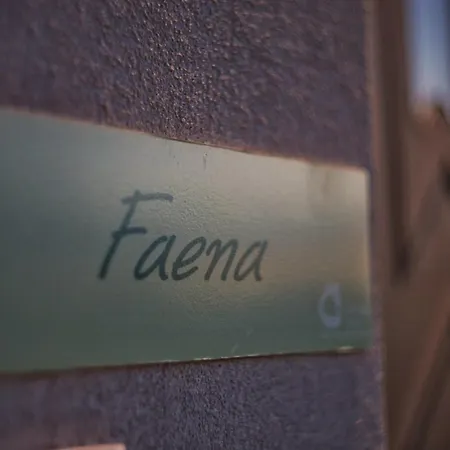 Apartament Three Charites